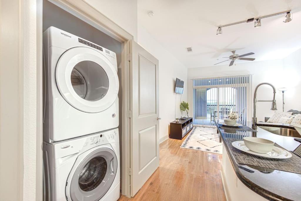 Ferienwohnung Chic 1Br Near Nrg With Pool Wifi Freeparking Houston Exterior foto