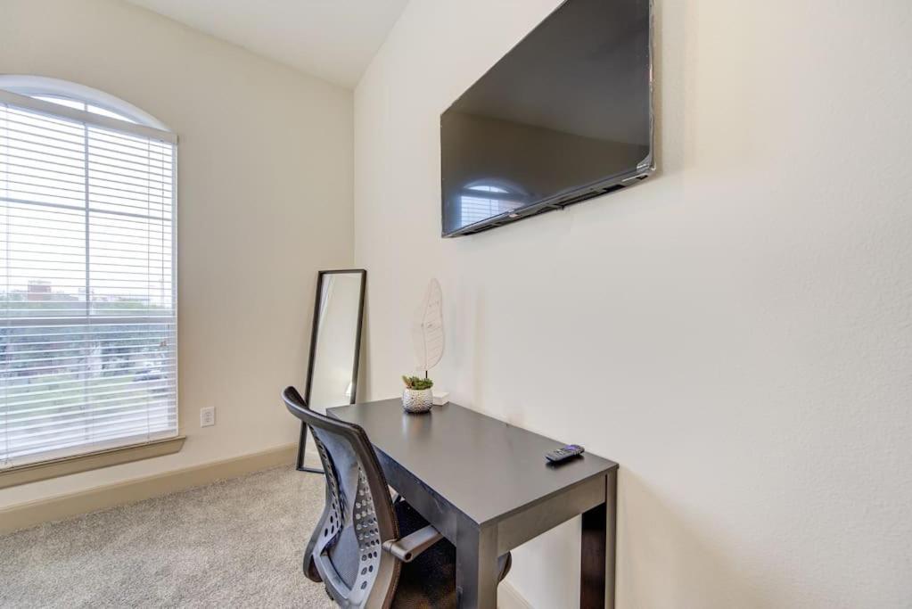 Ferienwohnung Chic 1Br Near Nrg With Pool Wifi Freeparking Houston Exterior foto