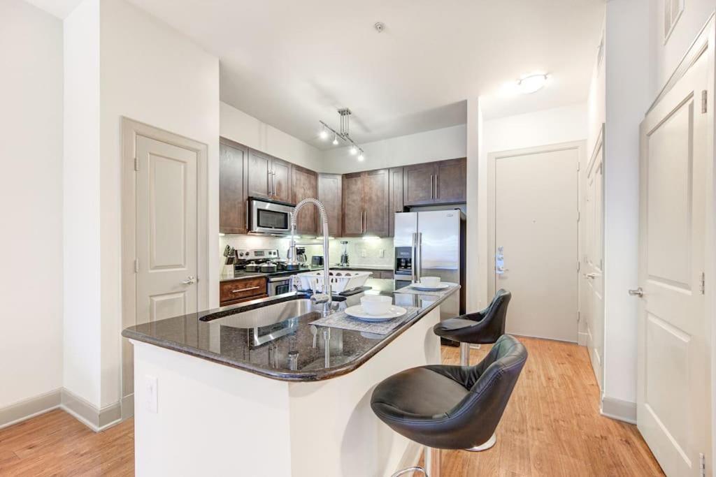 Ferienwohnung Chic 1Br Near Nrg With Pool Wifi Freeparking Houston Exterior foto