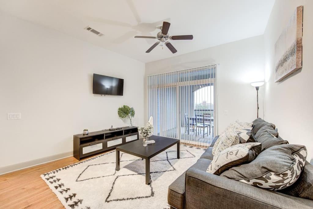 Ferienwohnung Chic 1Br Near Nrg With Pool Wifi Freeparking Houston Exterior foto