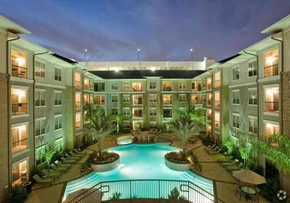 Ferienwohnung Chic 1Br Near Nrg With Pool Wifi Freeparking Houston Exterior foto